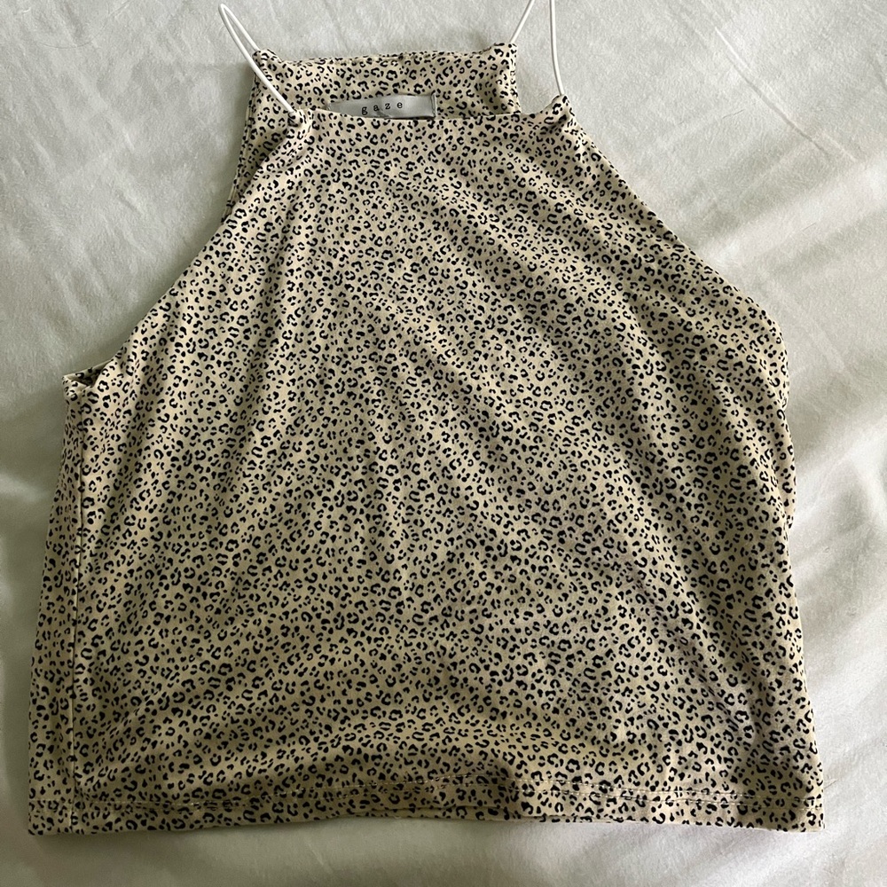 Gaze small crop cheetah tank top